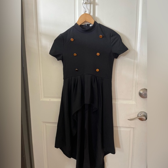 Shein Girls High Low Top With Front Golden Buttons - Picture 5 of 8